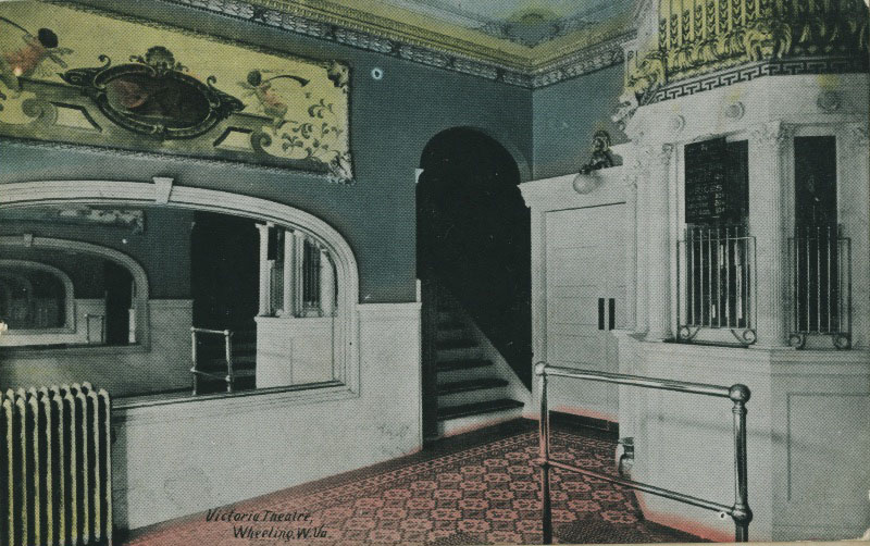 external image VictoriaTheater-lobby-1912.jpg